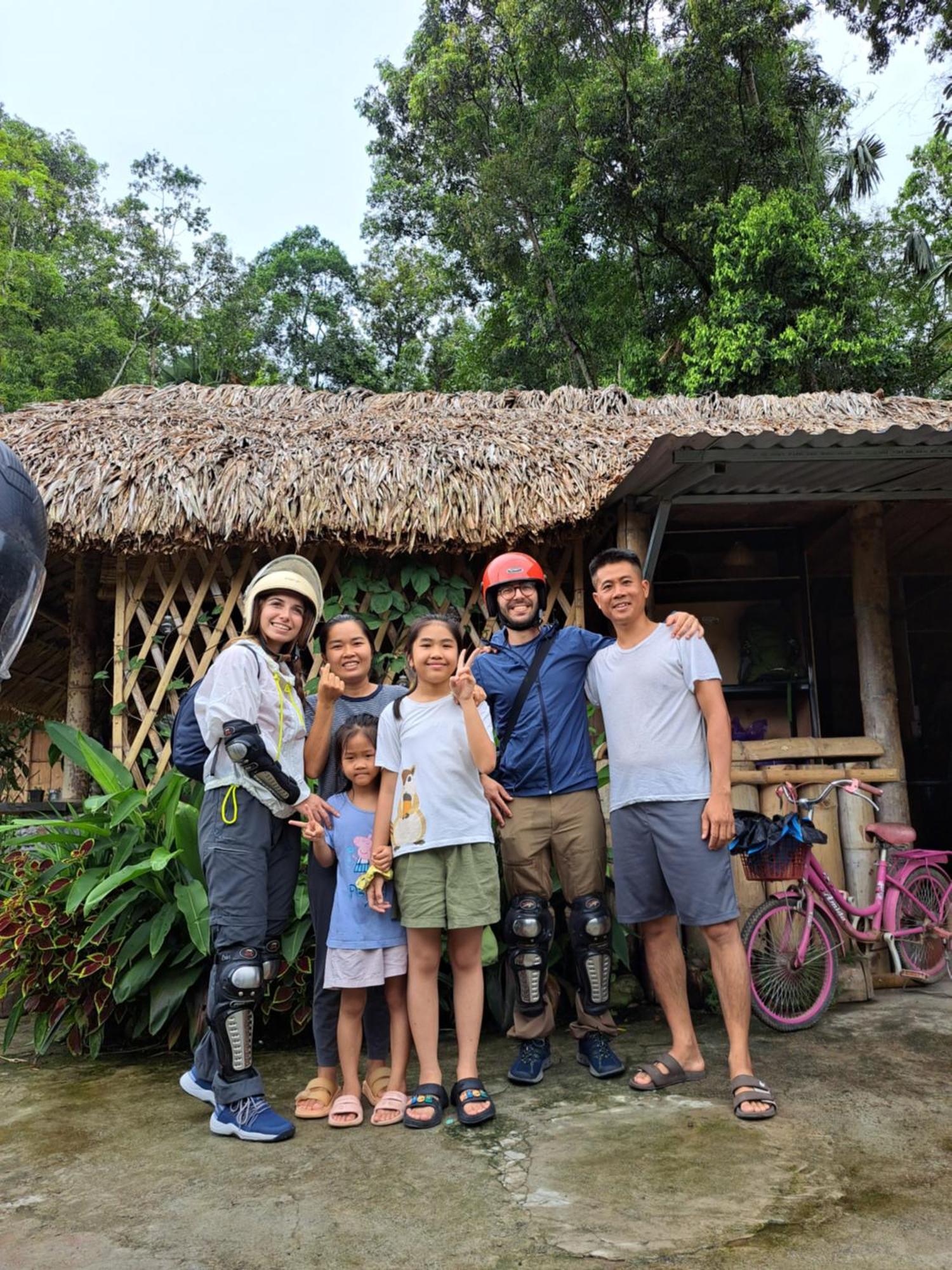 Homestay Field - Bungalow, Ha Giang Loop Tour, Motorbikes Rental Exterior foto