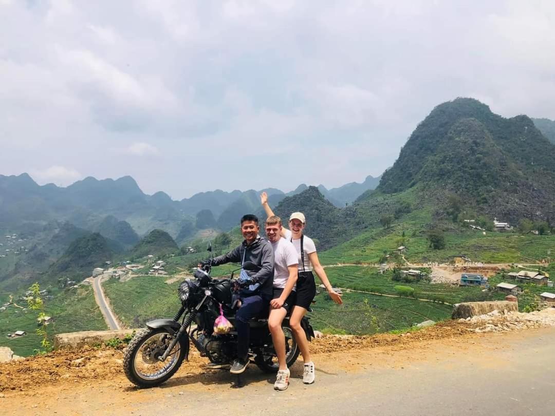 Homestay Field - Bungalow, Ha Giang Loop Tour, Motorbikes Rental Exterior foto